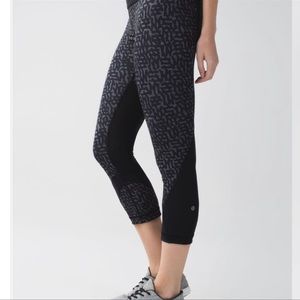 Lululemon Inspire Crop II *Full-On Luxtreme